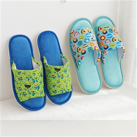 Cartoon Alien Print Slippers